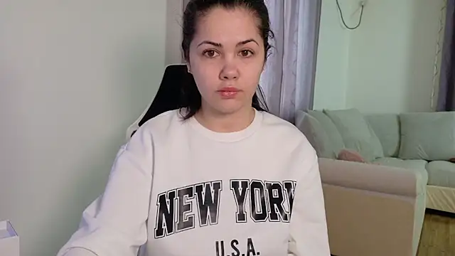 Sofimoon26 online show from March 2026 03:49:02 PM