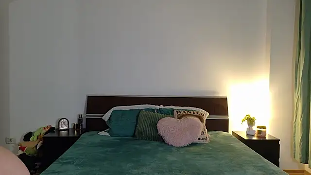 Sofimoon26 online show from April 2026 06:34:02 PM