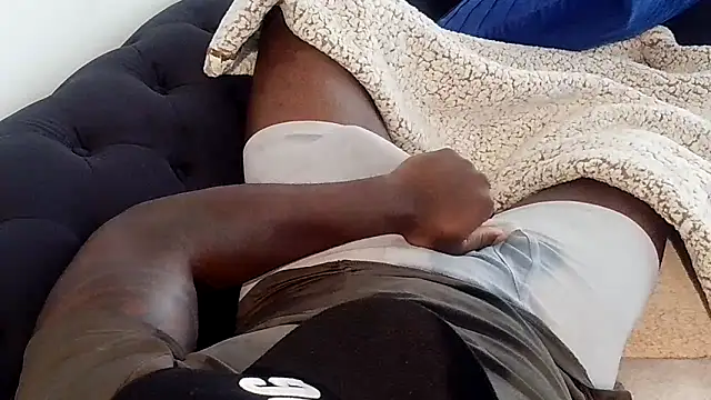 darkstallion7 online show from April 2026 06:34:01 PM