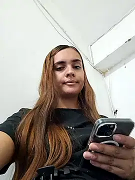 Snapshot of alice_ks chatting on March 2026 09:33:02 PM alice ks online show from March 2026 09:33:02 PM