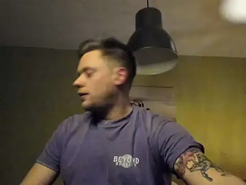 maya tom2002 online show from February 2026 02:36:02 AM