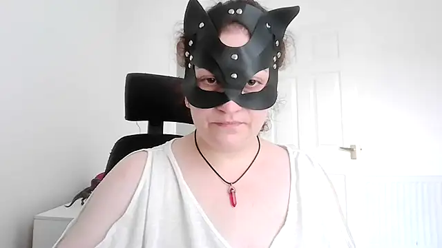 BBWMomma online show from April 2026 06:45:02 PM