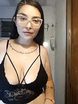 sexyauroraz online show from February 2026 05:05:01 AM