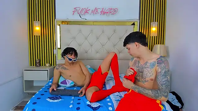 Adventurous Boys online show from April 2026 06:03:01 PM