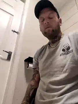 dave32000 online show from February 2026 02:38:02 PM