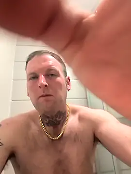 dave32000 online show from February 2026 12:41:01 AM