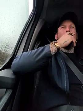 dave32000 online show from February 2026 12:38:01 PM