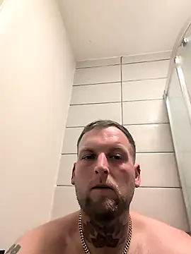 dave32000 online show from April 2026 10:33:02 PM