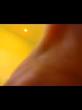 Mickredge online show from April 2026 09:16:02 PM