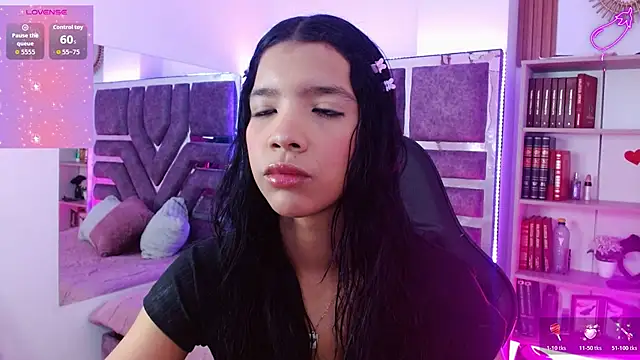 Taylor scottt online show from February 2026 07:33:02 PM