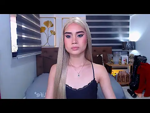 JuicyCockThea online show from April 2026 01:31:02 AM