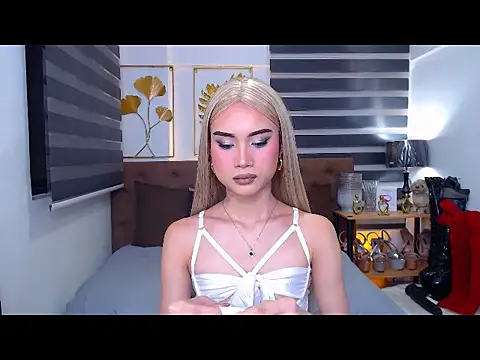 JuicyCockThea online show from May 2026 12:13:02 PM