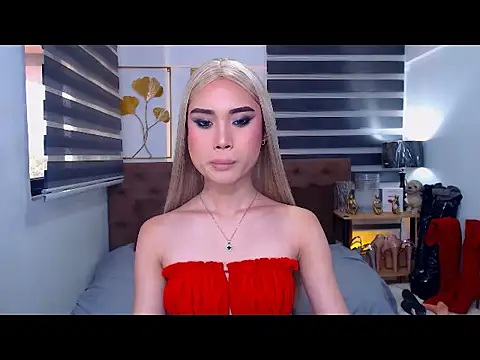 JuicyCockThea online show from April 2026 12:29:02 AM