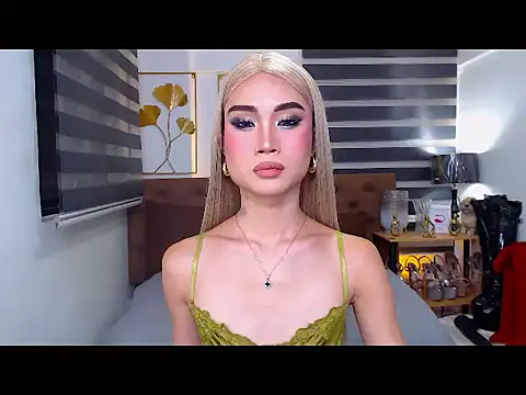 JuicyCockThea online show from June 2026 12:43:01 PM