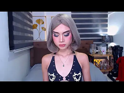 JuicyCockThea online show from June 2026 02:26:01 PM
