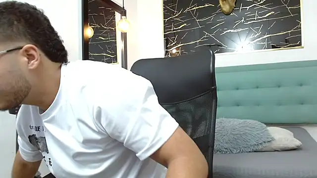 Trevor Ash online show from February 2026 03:28:01 AM