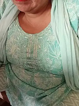 Simran 008 online show from May 2026 03:17:02 AM
