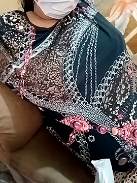 Snapshot of Simran_008 chatting on March 2026 04:35:02 AM Simran 008 online show from March 2026 04:35:02 AM