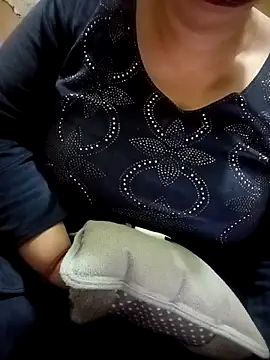 Simran 008 online show from February 2026 10:31:02 PM