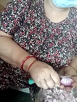 Simran 008 online show from April 2026 03:53:01 AM