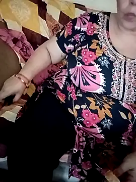 Snapshot of Simran_008 chatting on April 2026 09:43:01 AM Simran 008 online show from April 2026 09:43:01 AM