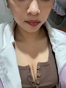 Snapshot of AYW-217 chatting on February 2026 06:36:02 AM AYW-217 online show from February 2026 06:36:02 AM