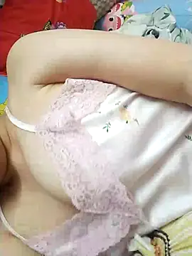 Strawberry-wet online show from April 2026 04:05:01 PM