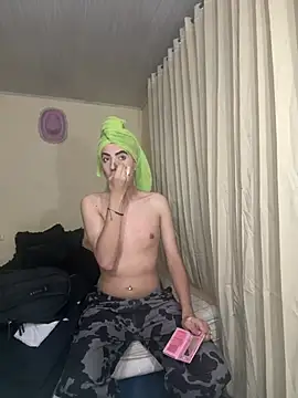 max femboy online show from February 2026 02:23:01 AM