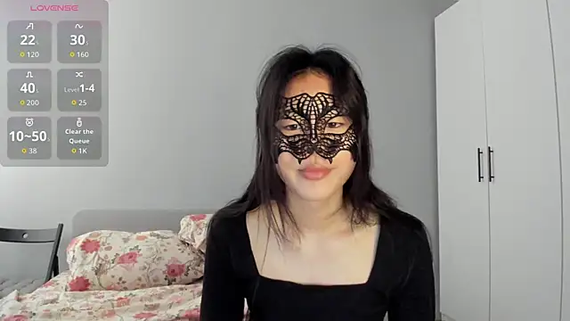 HelenBlazeTrt online show from May 2026 02:11:02 AM