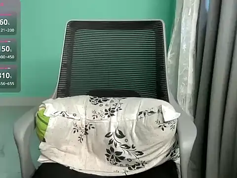 Romantic-Rascal online show from March 2026 07:11:01 AM