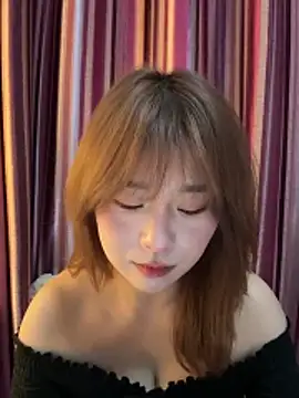 Snapshot of A-cola chatting on March 2026 10:44:01 AM A-cola online show from March 2026 10:44:01 AM