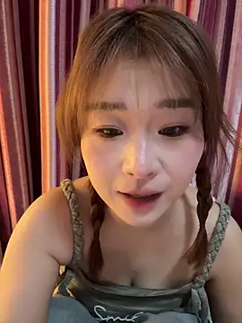 Snapshot of A-cola chatting on March 2026 07:13:01 AM A-cola online show from March 2026 07:13:01 AM