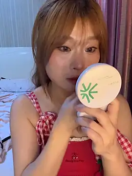 Snapshot of A-cola chatting on April 2026 04:40:01 AM A-cola online show from April 2026 04:40:01 AM