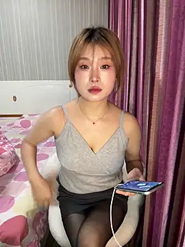 Snapshot of A-cola chatting on April 2026 02:02:02 PM A-cola online show from April 2026 02:02:02 PM