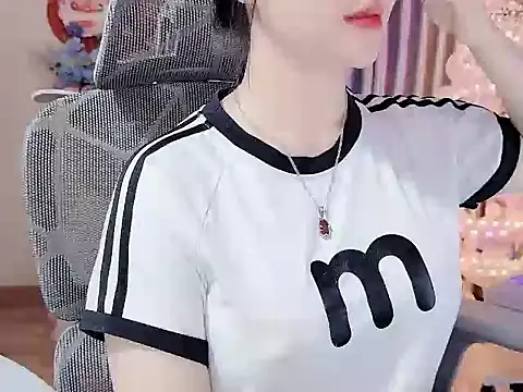 Agnelyn    online show from March 2026 03:45:01 PM