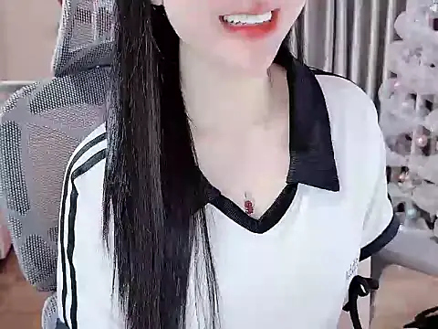 Agnelyn    online show from February 2026 03:35:02 PM