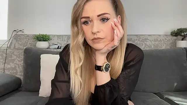 Kedi Kiss online show from February 2026 02:24:02 PM