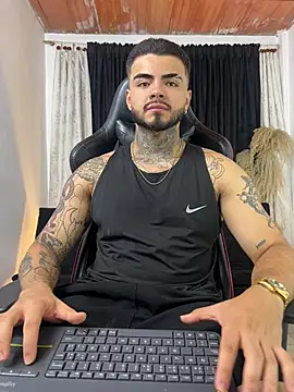 Benjii Carter1 online show from April 2026 02:05:01 AM