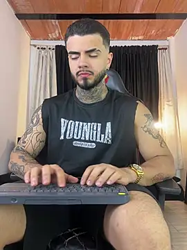 Benjii Carter1 online show from April 2026 02:57:01 AM