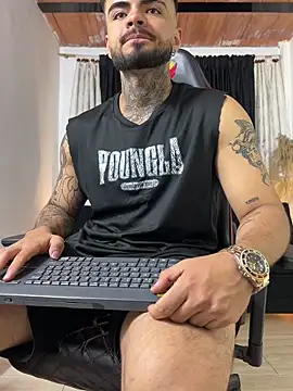 Benjii Carter1 online show from May 2026 02:06:02 AM