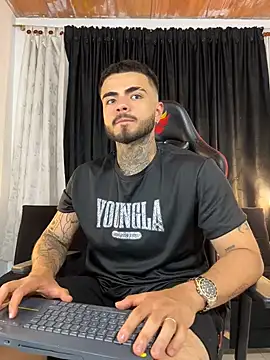 Benjii Carter1 online show from March 2026 03:45:02 AM