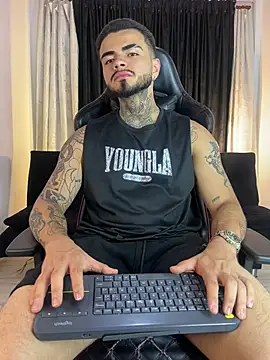 Benjii Carter1 online show from April 2026 02:07:02 AM