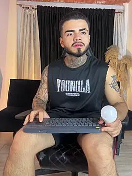 Benjii Carter1 online show from April 2026 02:24:02 AM