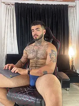 Benjii Carter1 online show from March 2026 04:31:02 AM