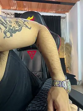 Benjii Carter1 online show from April 2026 03:24:01 AM