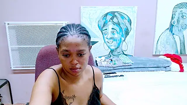 TyraHotxxx online show from May 2026 01:14:02 AM