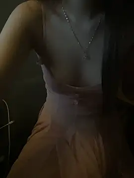 Nixie-Nixie online show from April 2026 12:22:02 PM