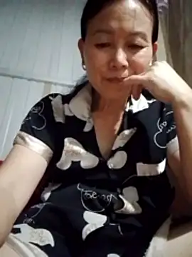 Kiss love2 online show from June 2026 05:37:02 AM