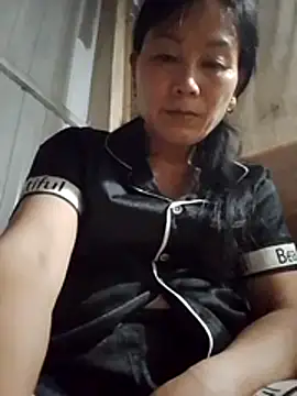 Kiss love2 online show from June 2026 05:33:01 PM