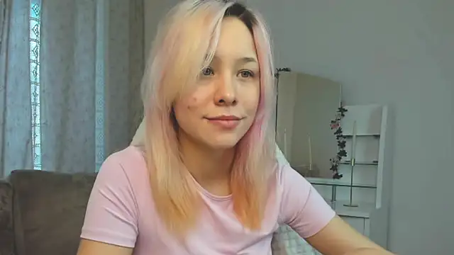 EmilyTrase online show from April 2026 01:12:02 AM